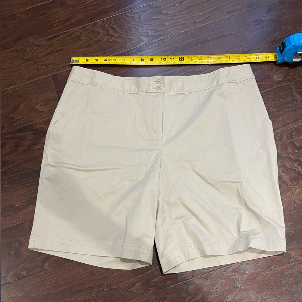 TOMMY BAHAMA Womens Khaki Sail Away Twill Ellery Fit Bermuda Shorts Size 16 NEW